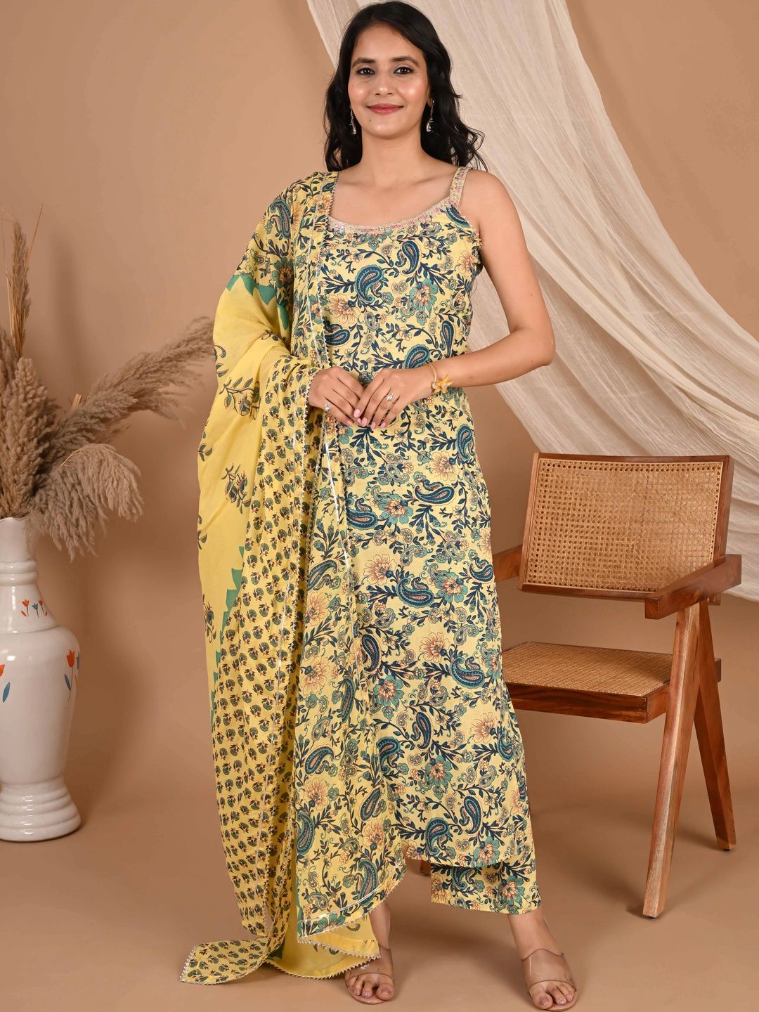 REAM Women Floral Printed Regular Pure Cotton Kurta with Trousers & With Dupatta-picture-0