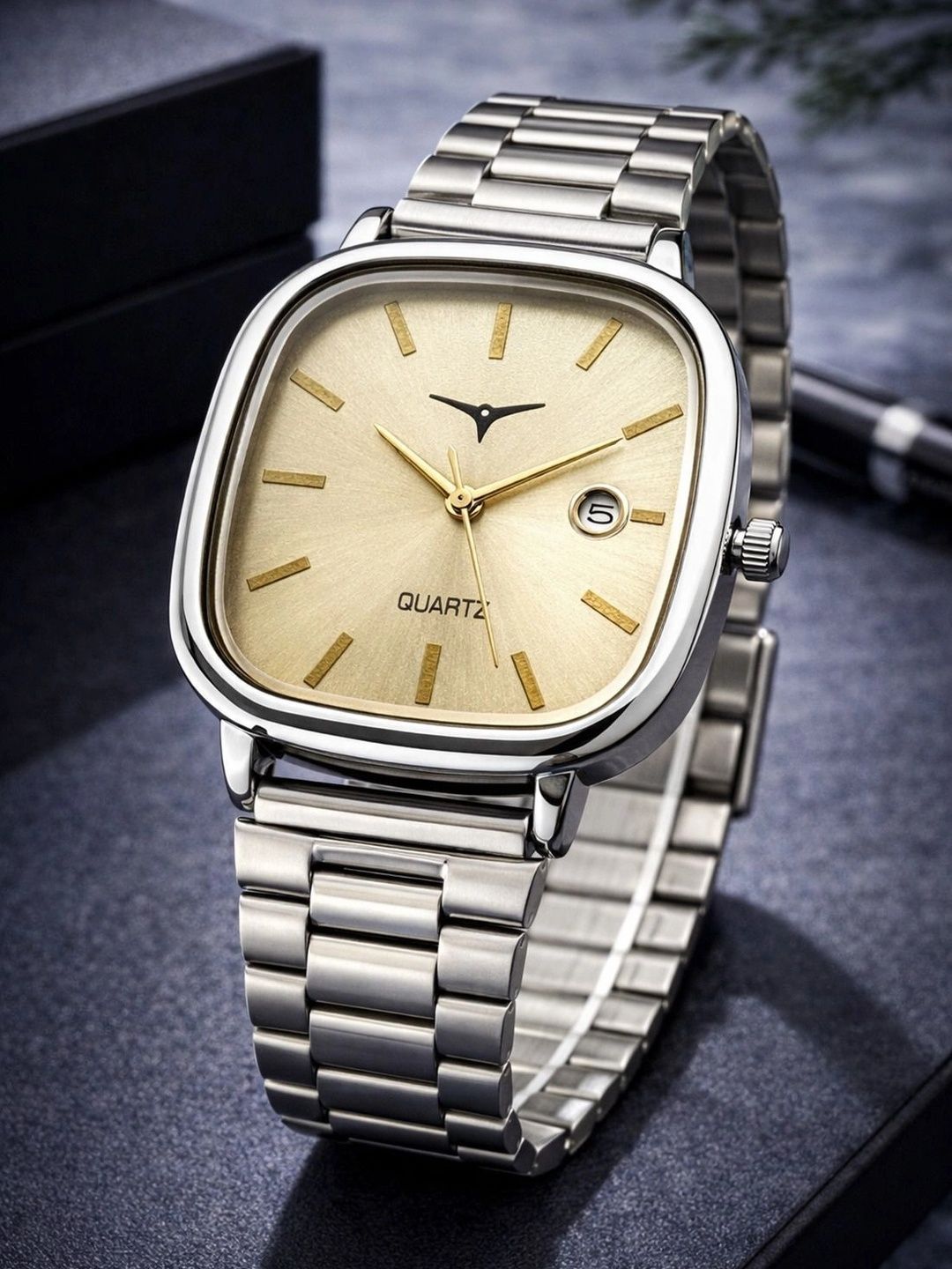 TREX Men Brass Dial & Stainless Steel Bracelet Style Straps Analogue Date Aperture Watch GOLD_CSO-picture-18
