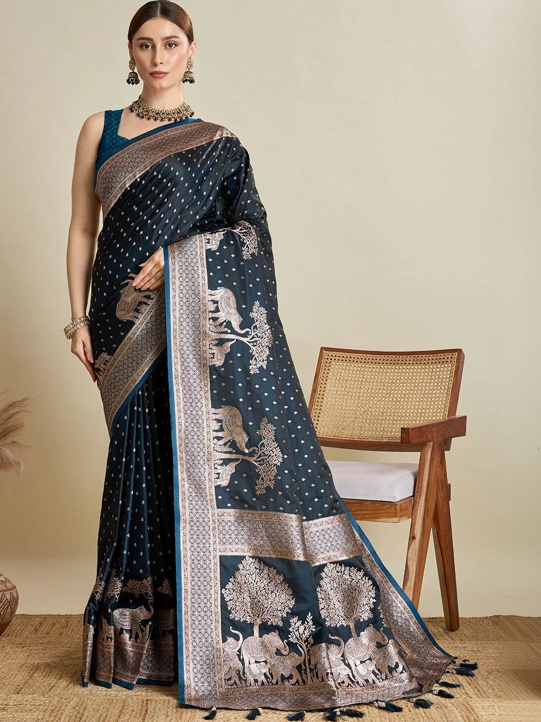 Lalan Shree Creation Woven Design Zari Silk Blend Saree-picture-39