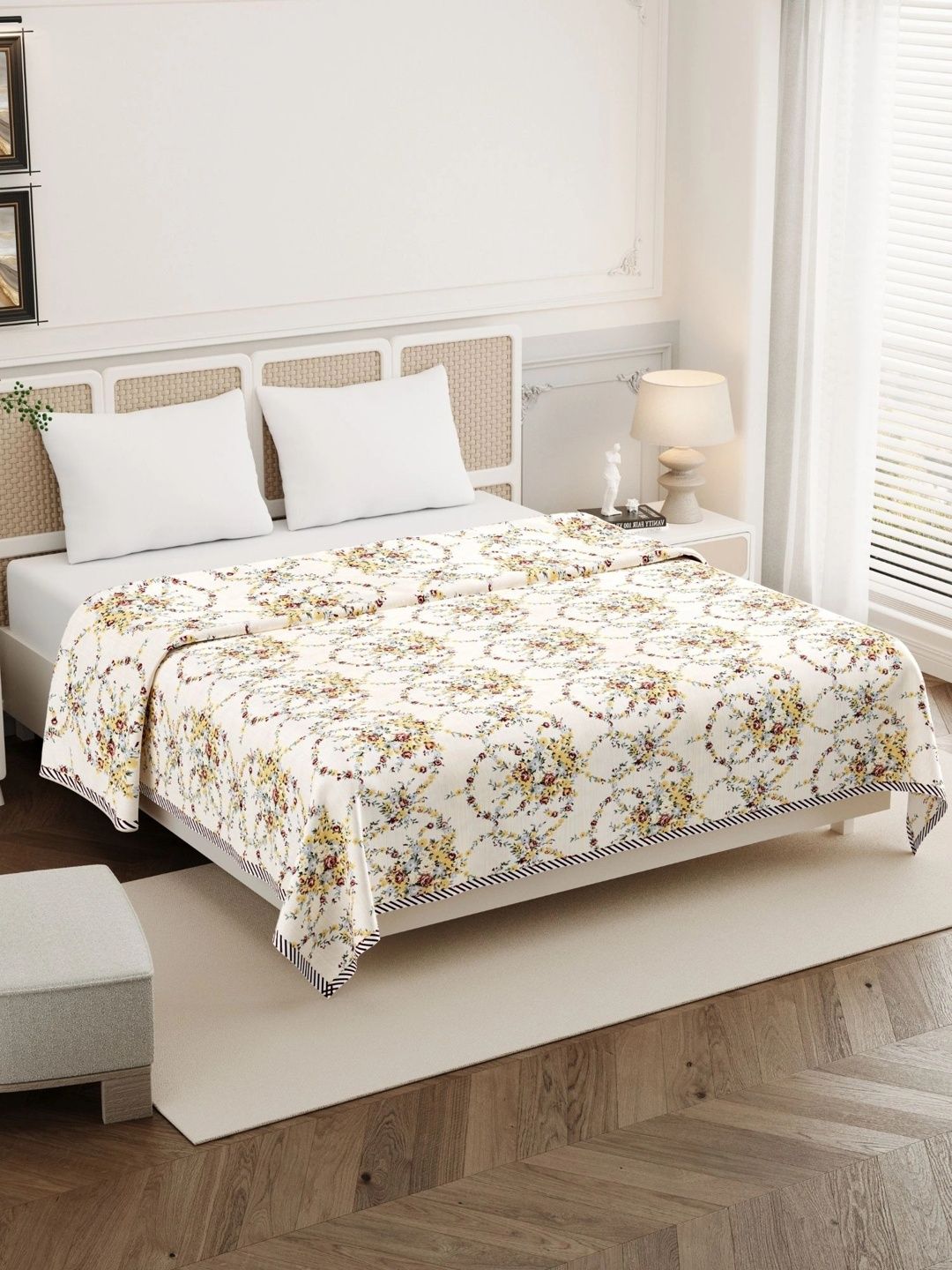 Homeful Style Cream-Coloured Floral AC Room 120 GSM Dohar-picture-24