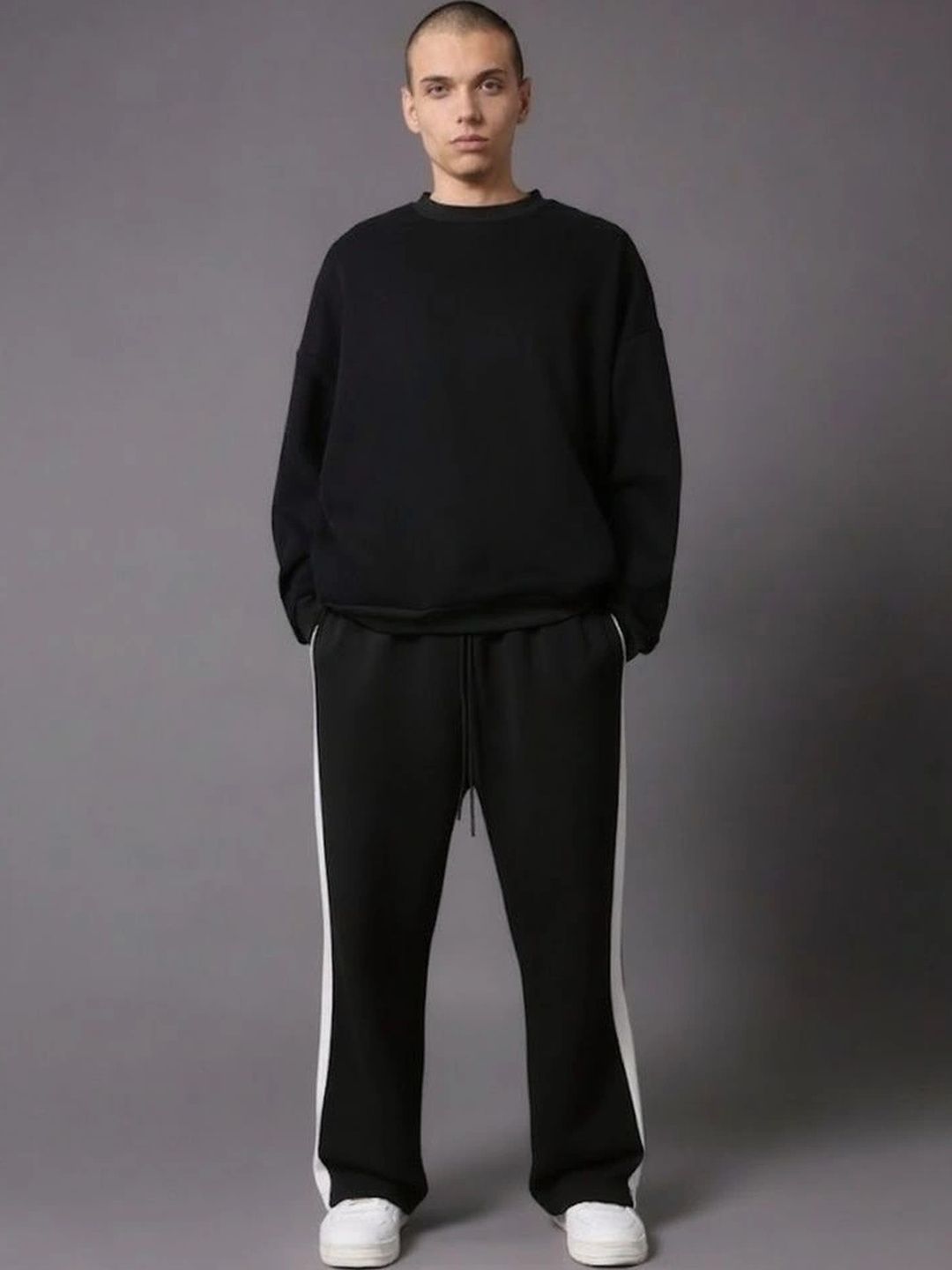 Daphne Maurier Men Regular Fit Colourblocked Training Track Pants-picture-58