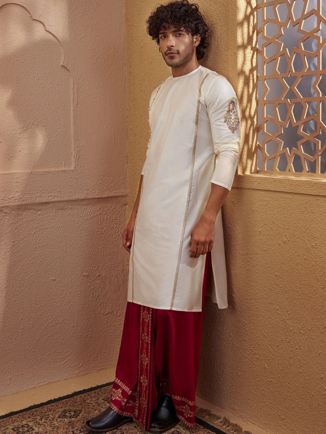 VASTRAMAY Men Ethnic Motifs Embroidered Regular Thread Work Kurta with Palazzos-picture-30