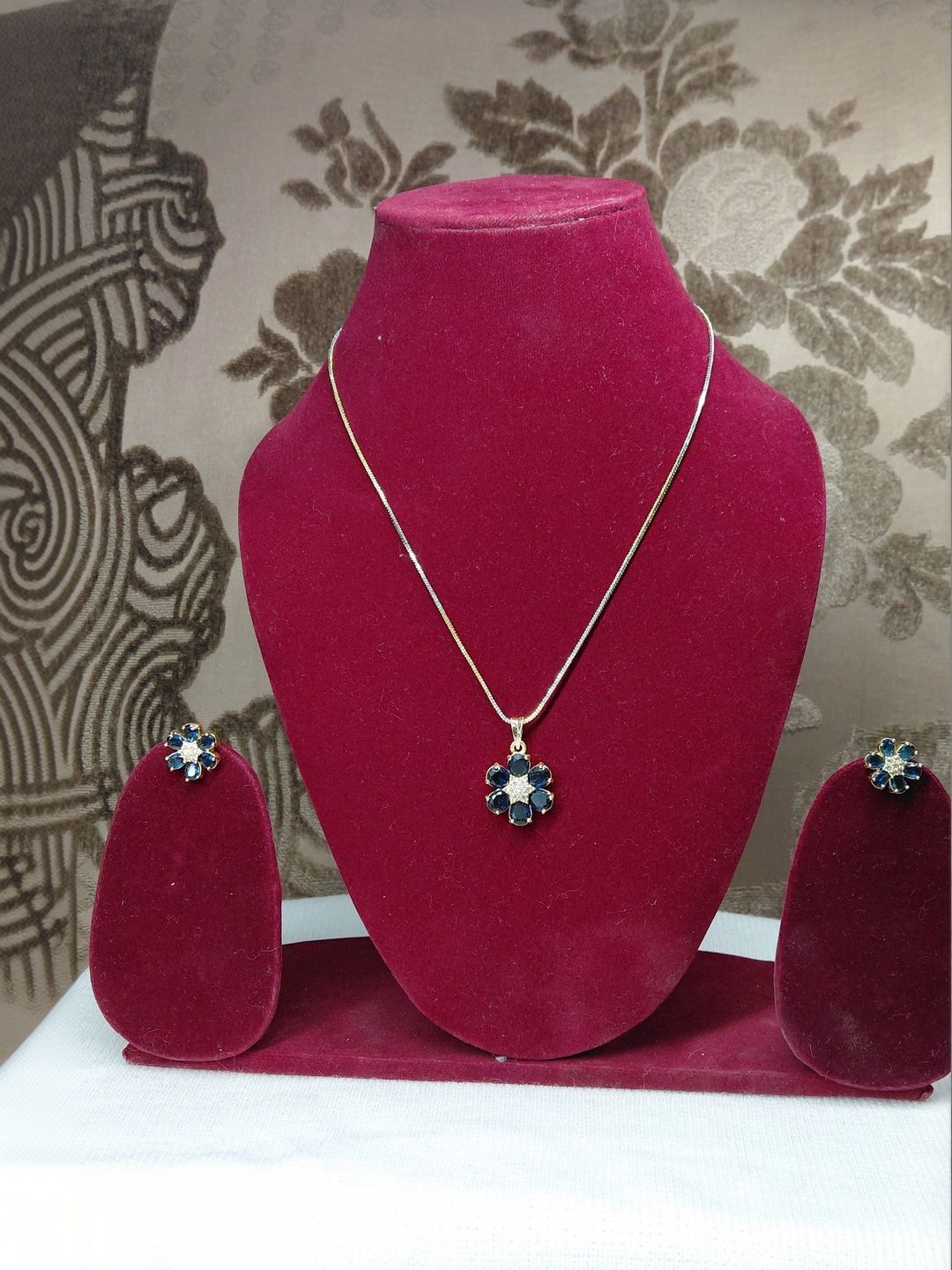 Archi Collection Rose Gold-Plated Enamelled Stone-Studded Pendant and Earrings-image-19