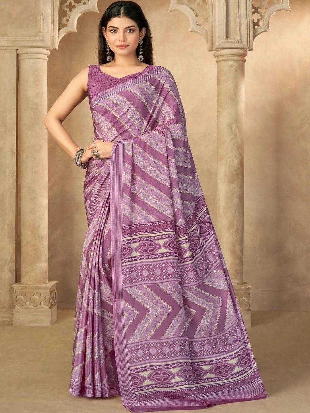 all about you Striped Pure Crepe Saree-picture-38