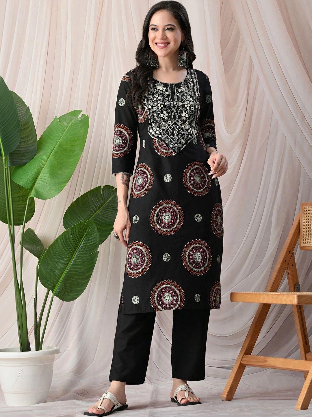 KJFAB Women Ethnic Motifs Embroidered Regular Thread Work Pure Cotton Kurta with Trousers-picture-1