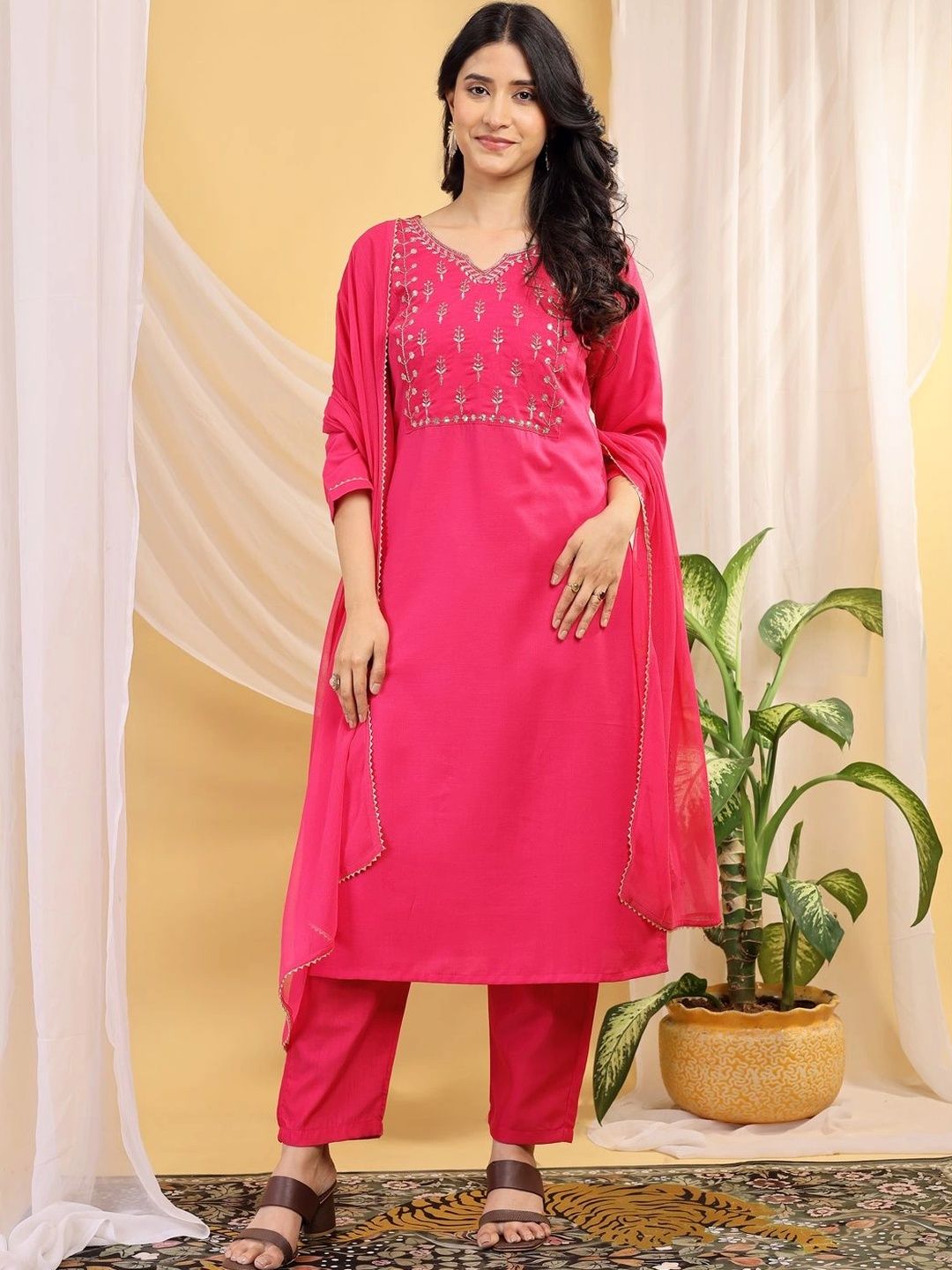 VIVISHA Women Ethnic Motifs Embroidered Regular Thread Work Kurta with Trousers & With Dupatta-picture-15