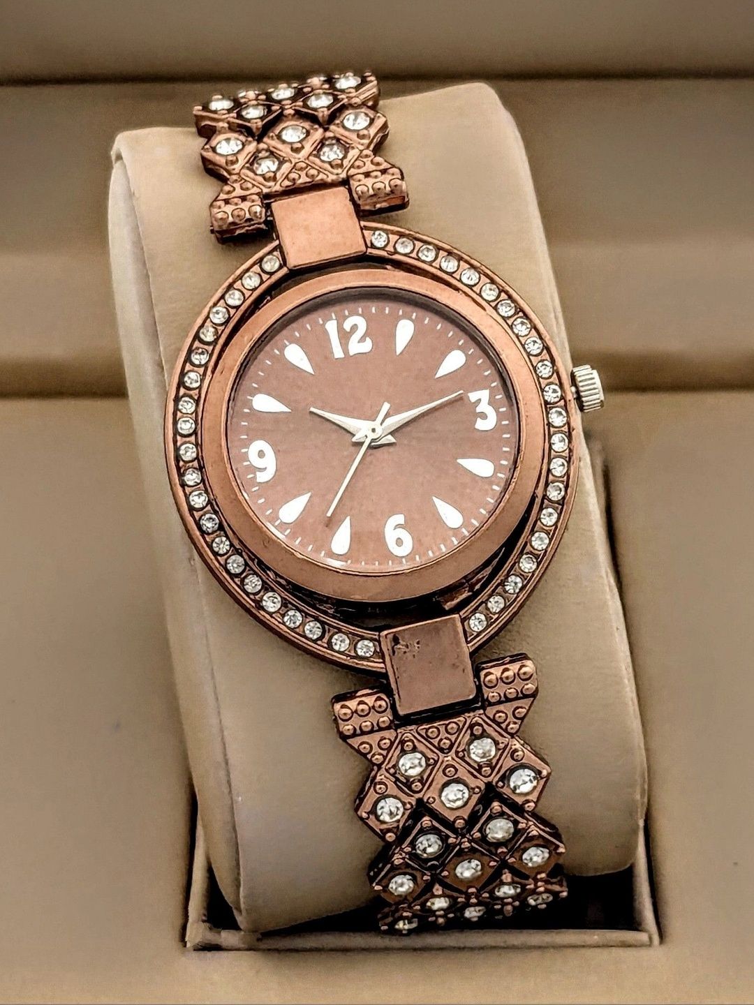 TREX Women Brass Embellished Dial & Stainless Steel Bracelet Style Straps Analogue Date Aperture Watch-picture-16