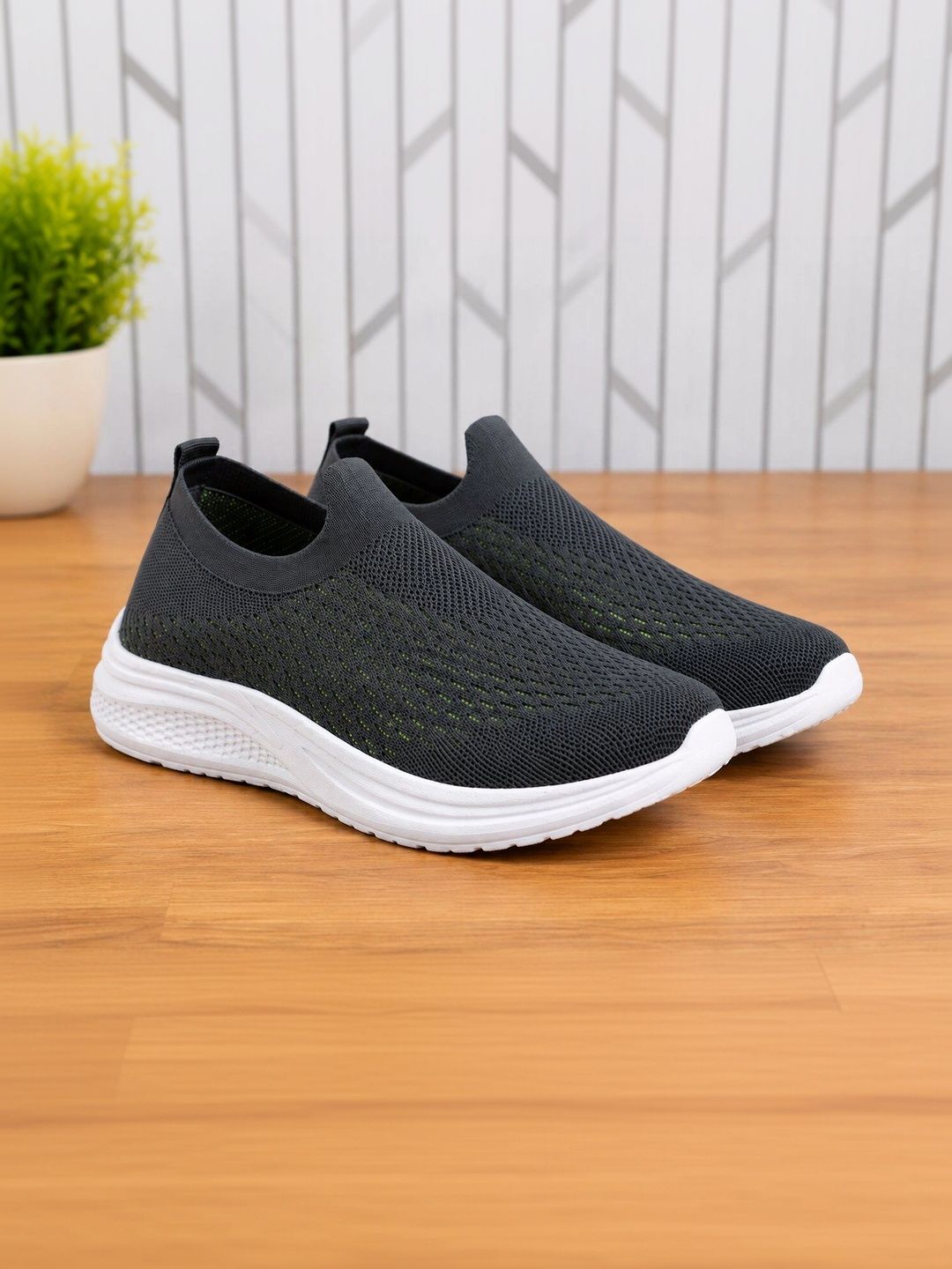 Rayvon Men Mesh Walking Shoes-picture-41