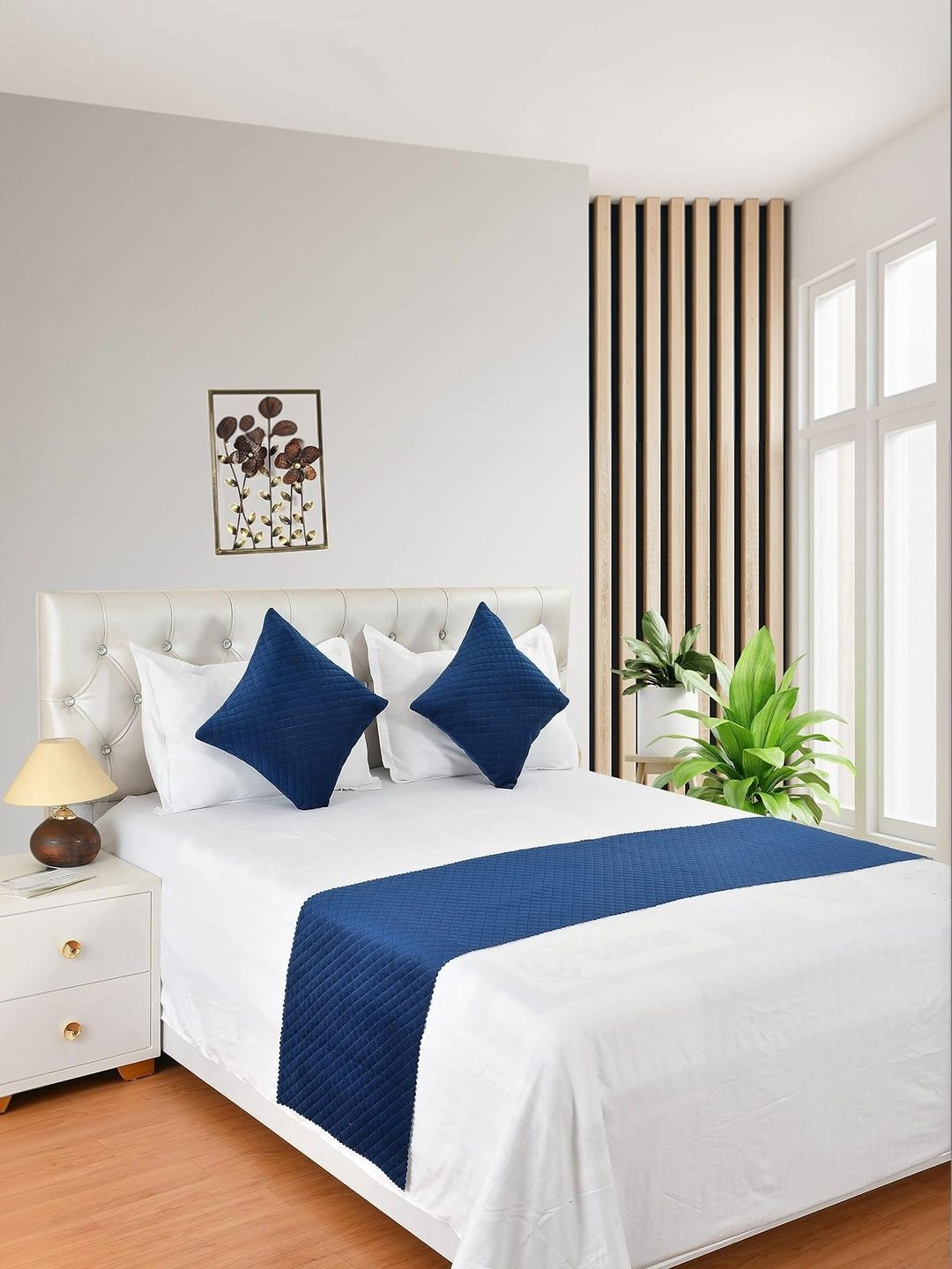 tundwal's Blue Quilted Velvet Bed Runner With 2 Cushion Covers-picture-10