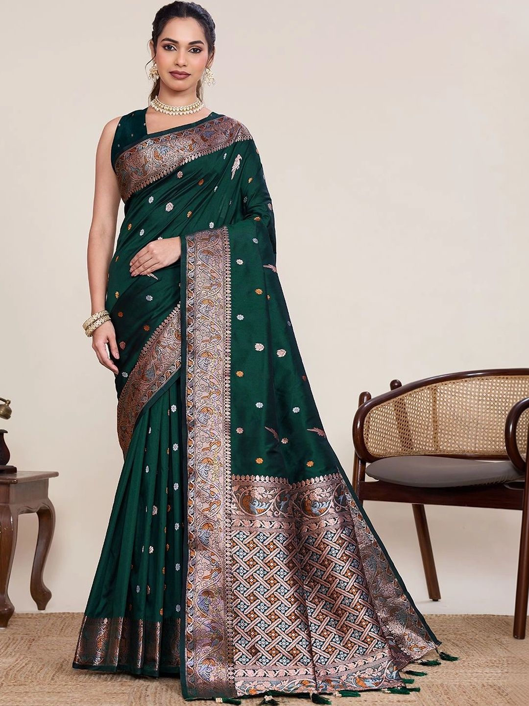 Lalan Shree Creation Woven Design Zari Art Silk Saree-picture-20