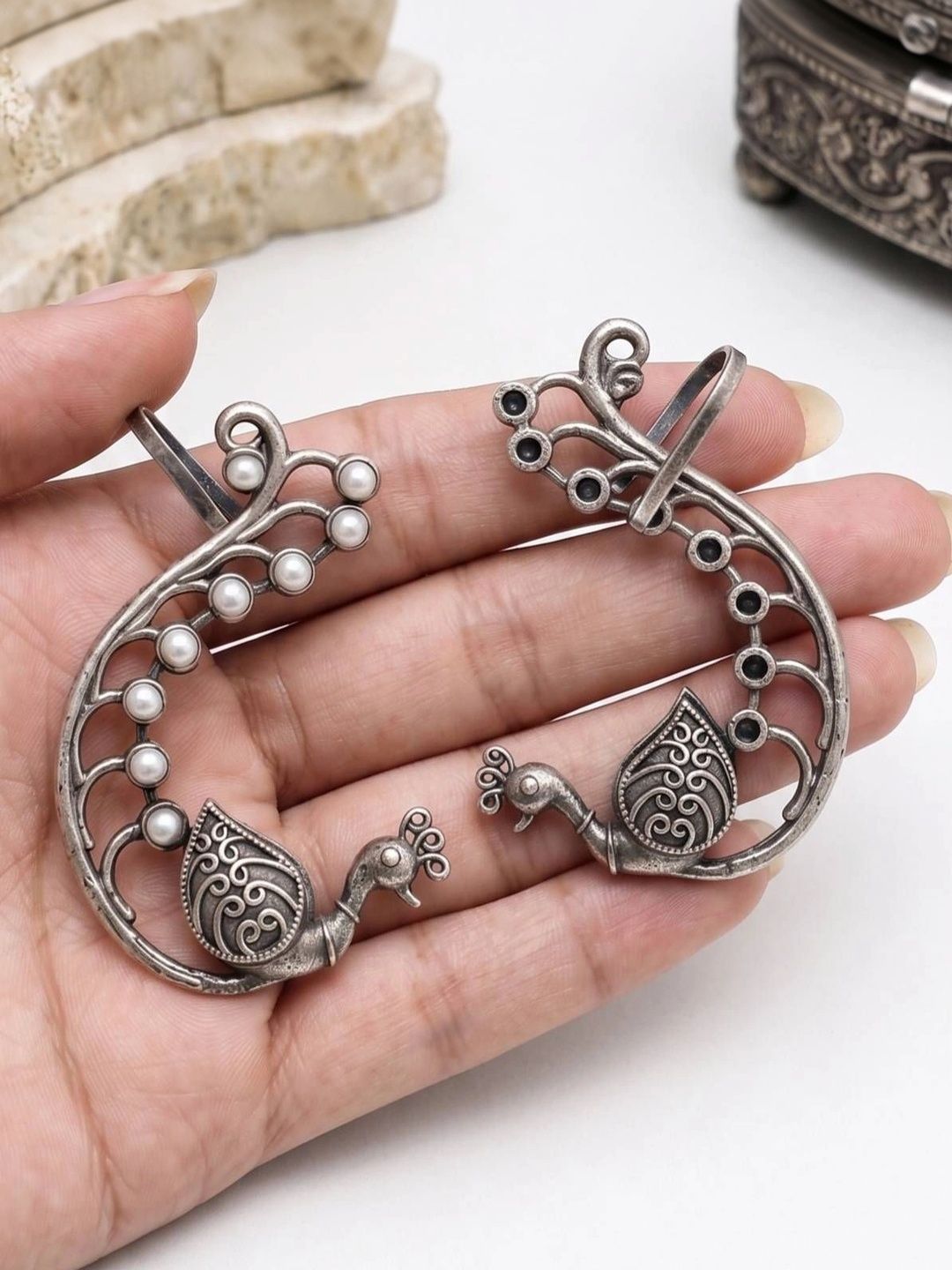 THE GLAM POUCH Peacock Shaped Ear Cuff Earrings-image-43