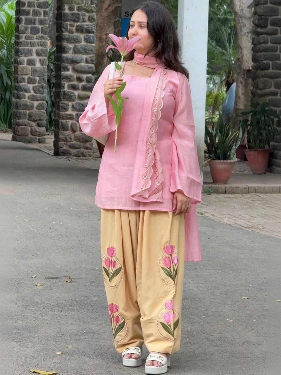 HERE&NOW Women Floral Regular Thread Work Kurta with Patiala & With Dupatta-image-43