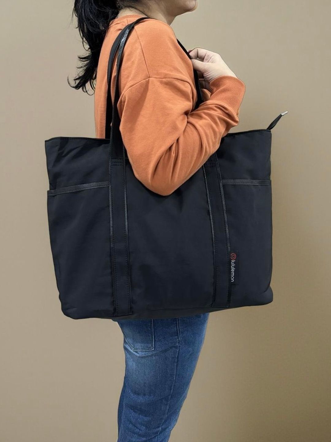 GLOSSY Structured Tote Bag-picture-18