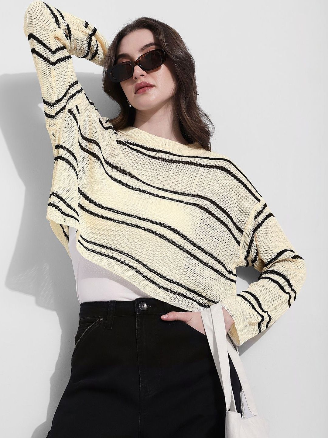 SHOWOFFFF Striped Crop Top-picture-44