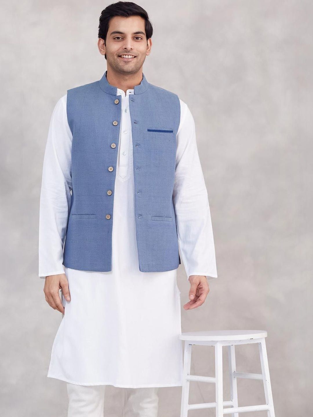 Fabindia Woven Design Mandarian Collar Neck Woven Nehru Jacket-picture-32