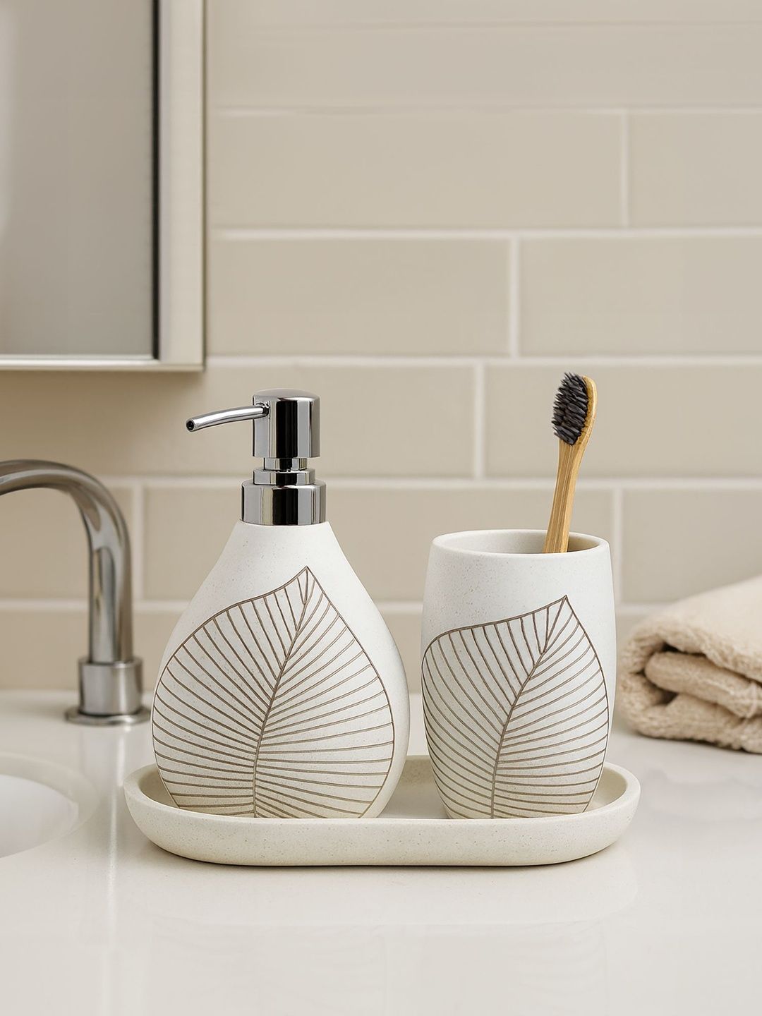 OBSESSIONS White Leaf Design Lightweight Compact 3-Pcs Bathroom Accessories-picture-27