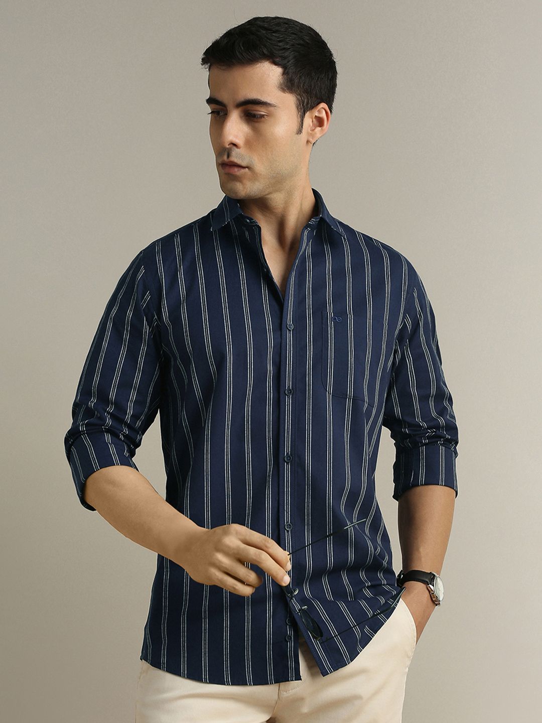 Peter England Casuals Men Slim Fit Vertical Striped Spread Collar Pure Cotton Casual Shirt-picture-24