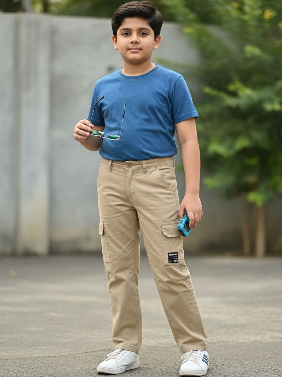 V-Mart Boys Cargos Trousers
