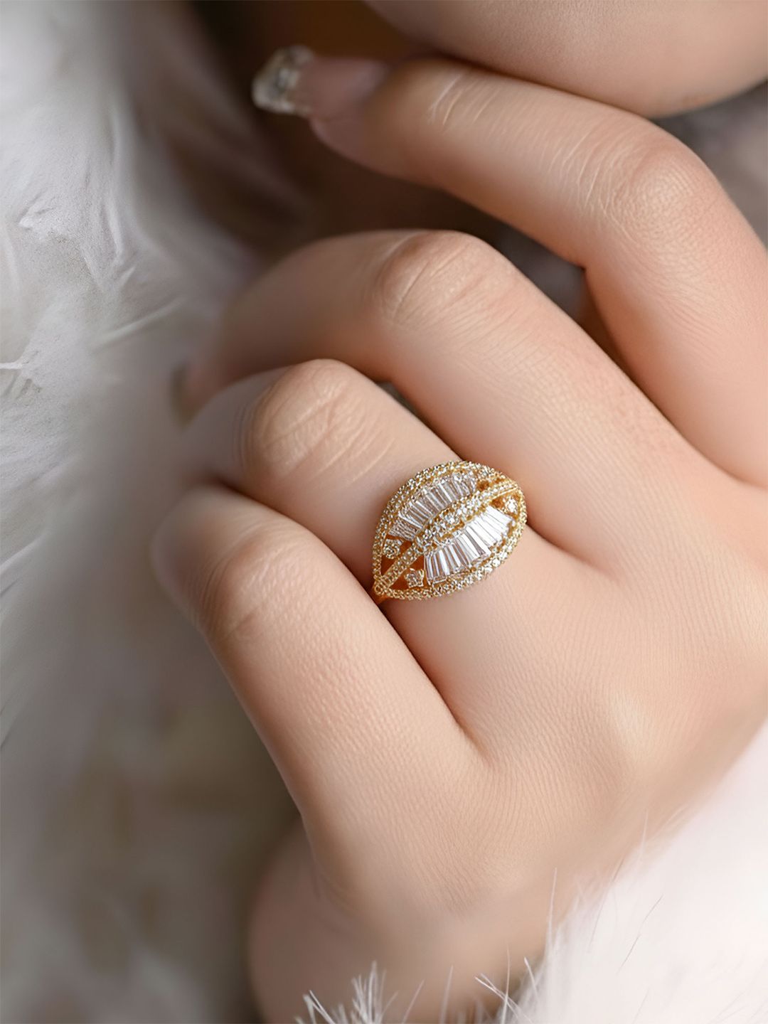 ARTKLIM Gold-Plated Cubic Zirconia-Studded Finger Ring