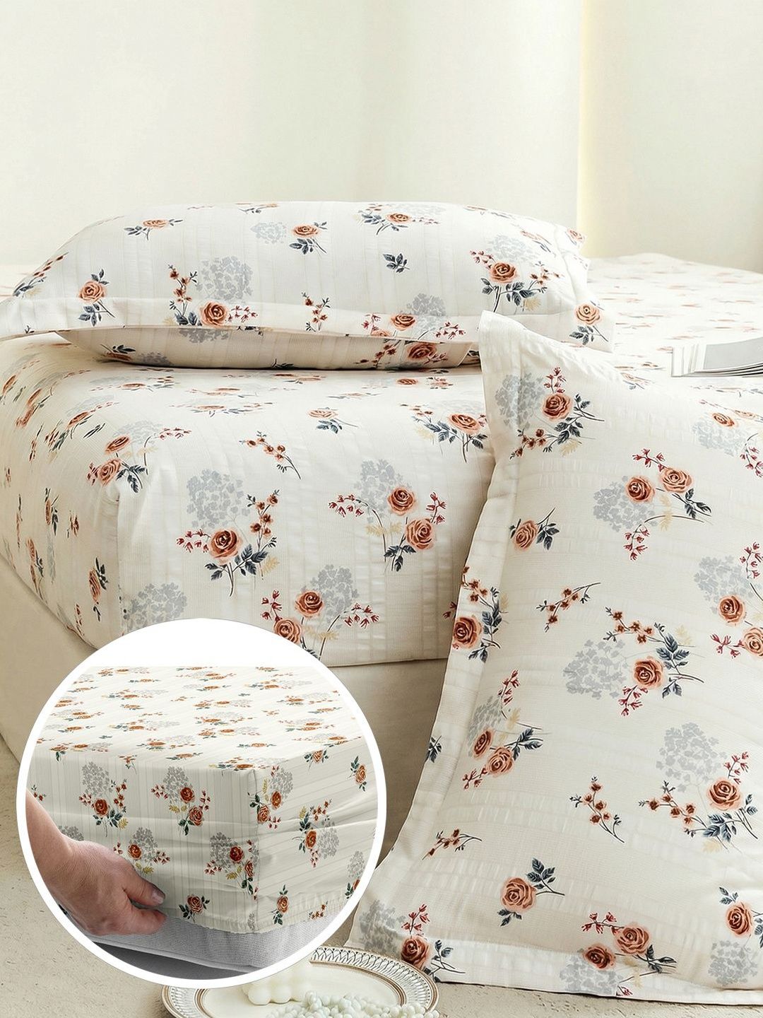 Story@home White & Brown Floral 210 TC King Bedsheet with 2 Pillow Covers-picture-3