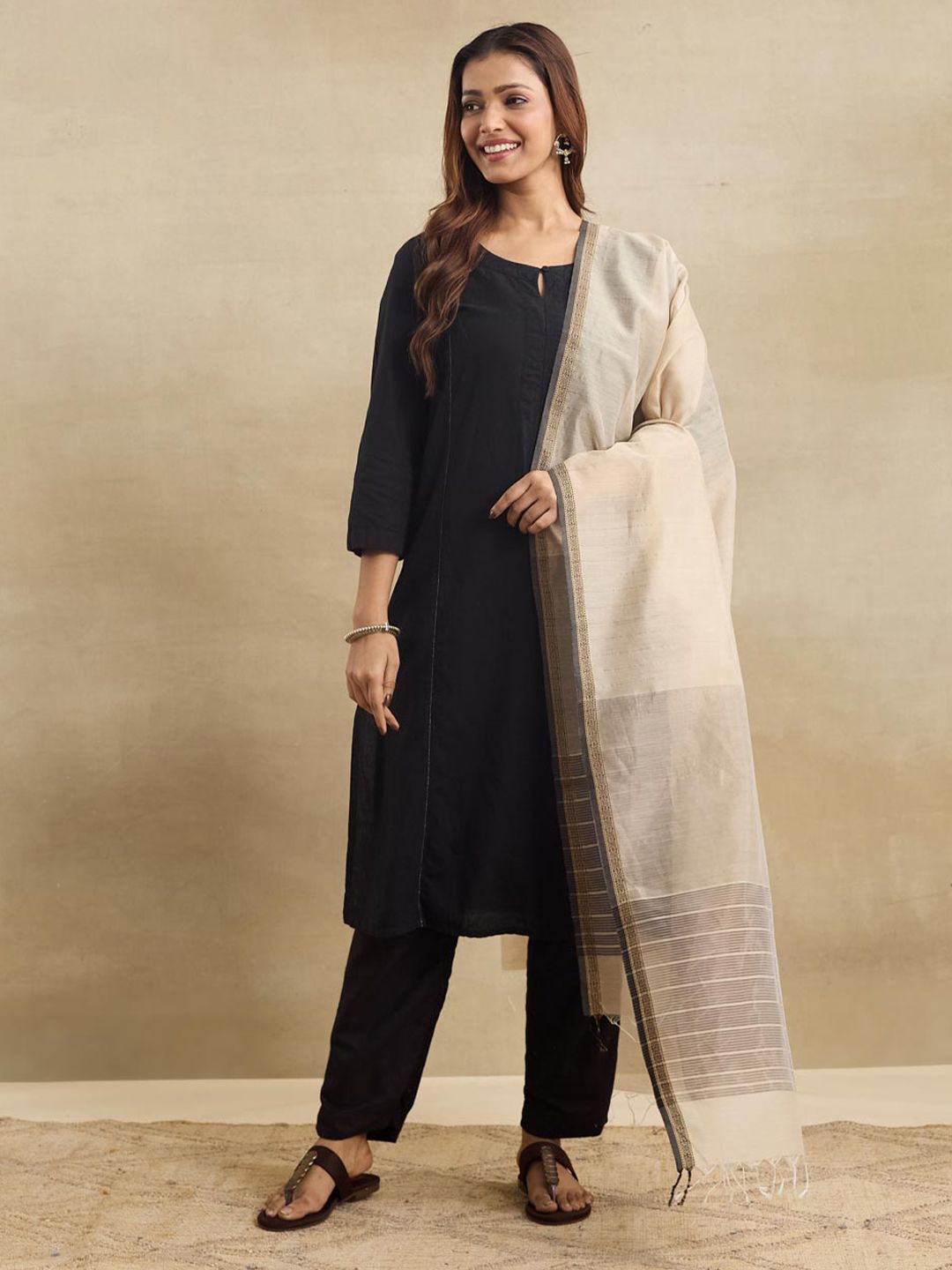 Fabindia Woven Design Cotton Silk Dupatta-picture-28