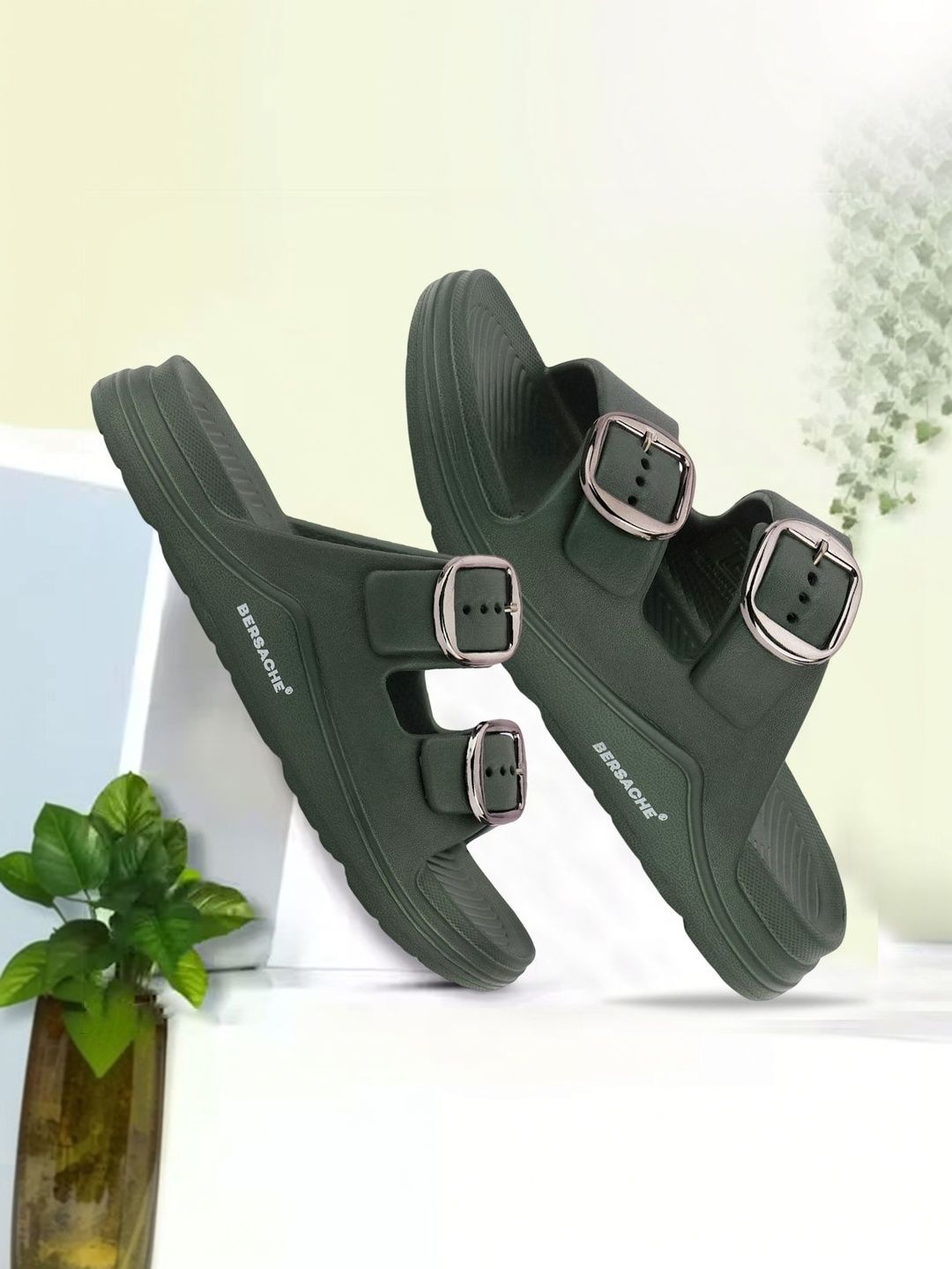 BERSACHE Men Slip-On-picture-39