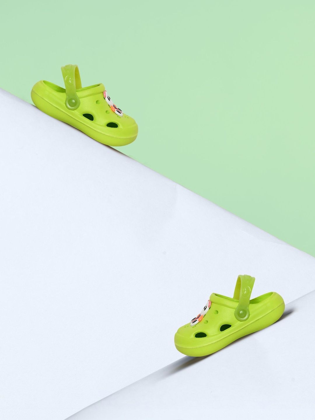 Trendmode Unisex Kids Embellished Clogs-picture-22