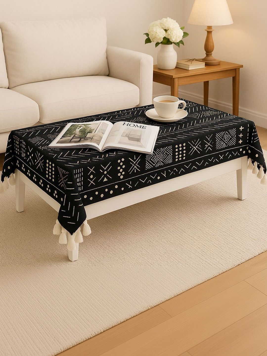 THROWPILLOW Black Geometric Printed Anti-Slip 6-Seater Table Cover with Embellished details-picture-19