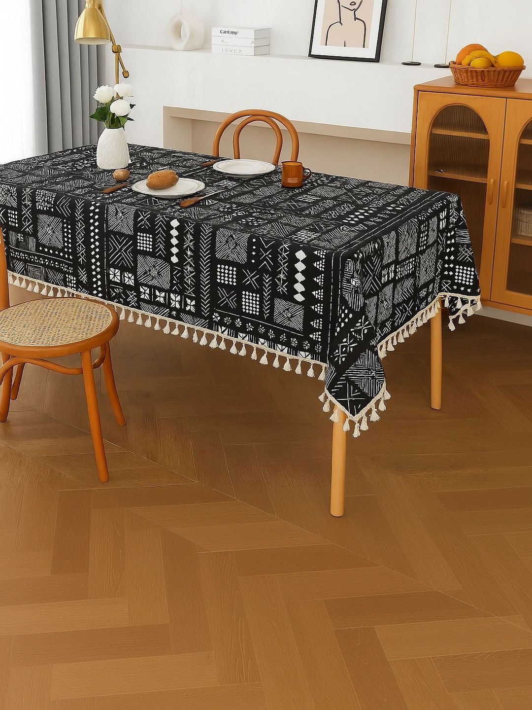 THROWPILLOW Black Geometric Anti-Slip 6-Seater Table Cover with Embellished details-picture-43