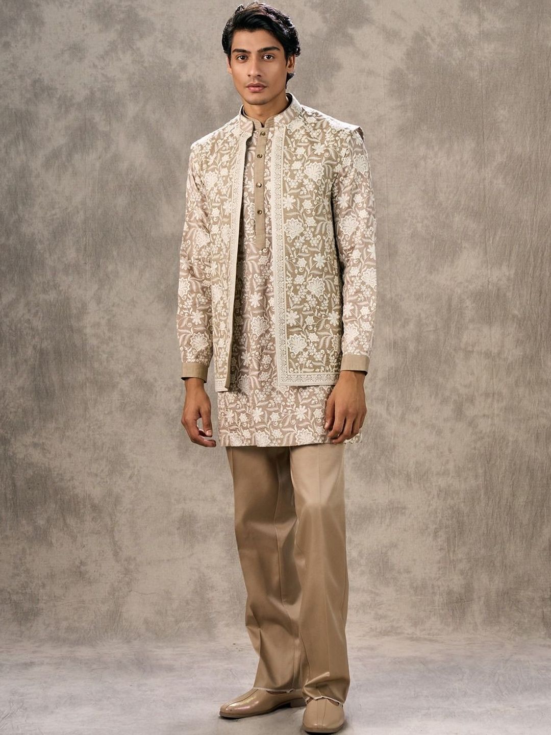 Twamev Men Ethnic Motifs Embroidered Regular Thread Work Kurta and Trousers with Jacket-picture-18