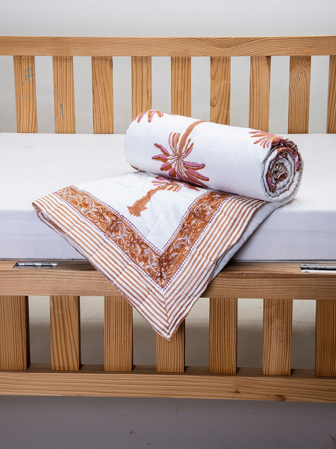 DMAASA White & Brown Ethnic Motifs Mild Winter 500 GSM Quilt-image-46