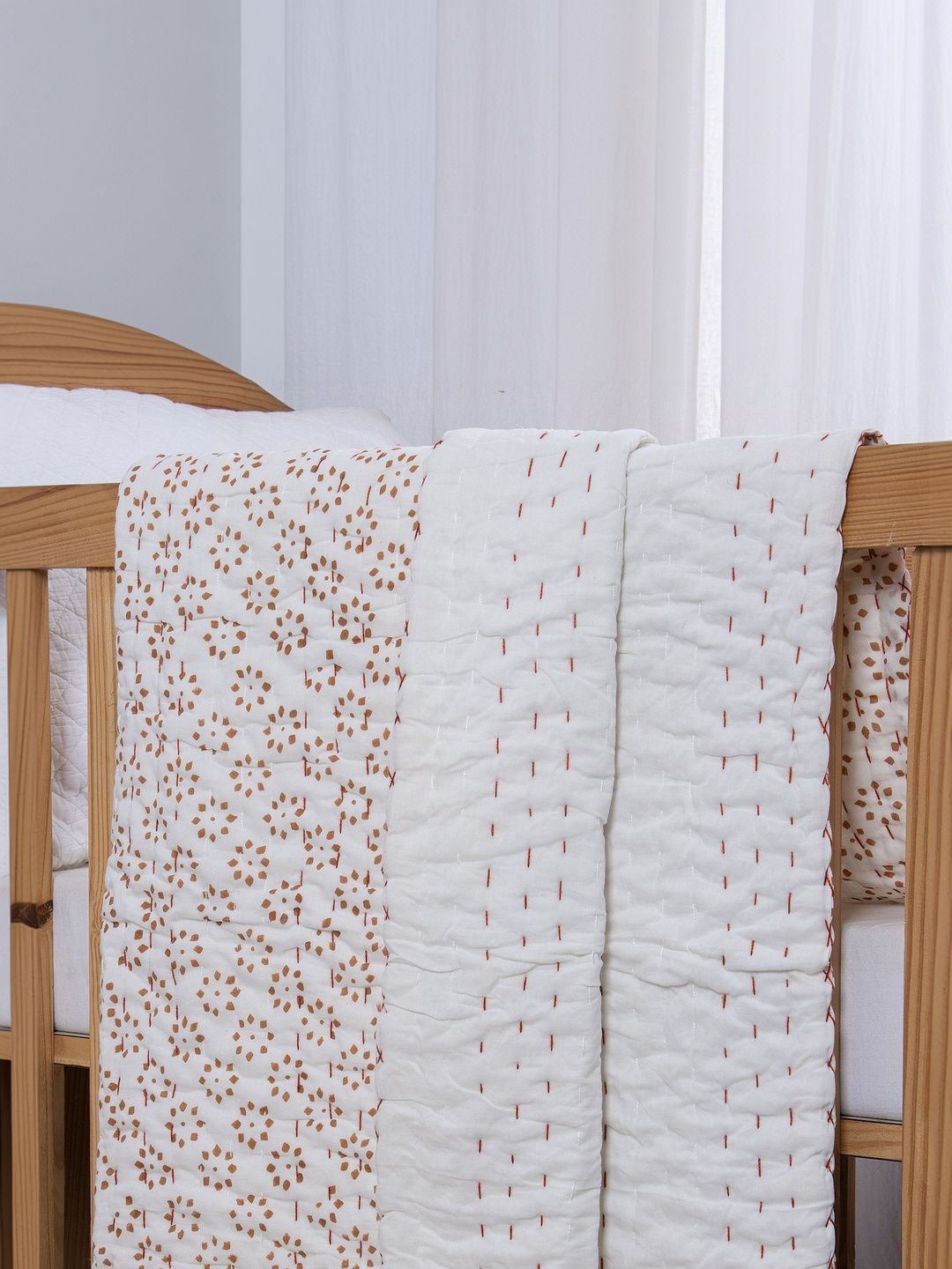 DMAASA Brown & White Floral Mild Winter 500 GSM Quilt-image-39