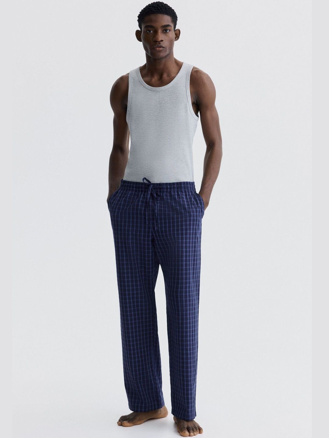 H&M Relaxed Fit Poplin Trousers-picture-28