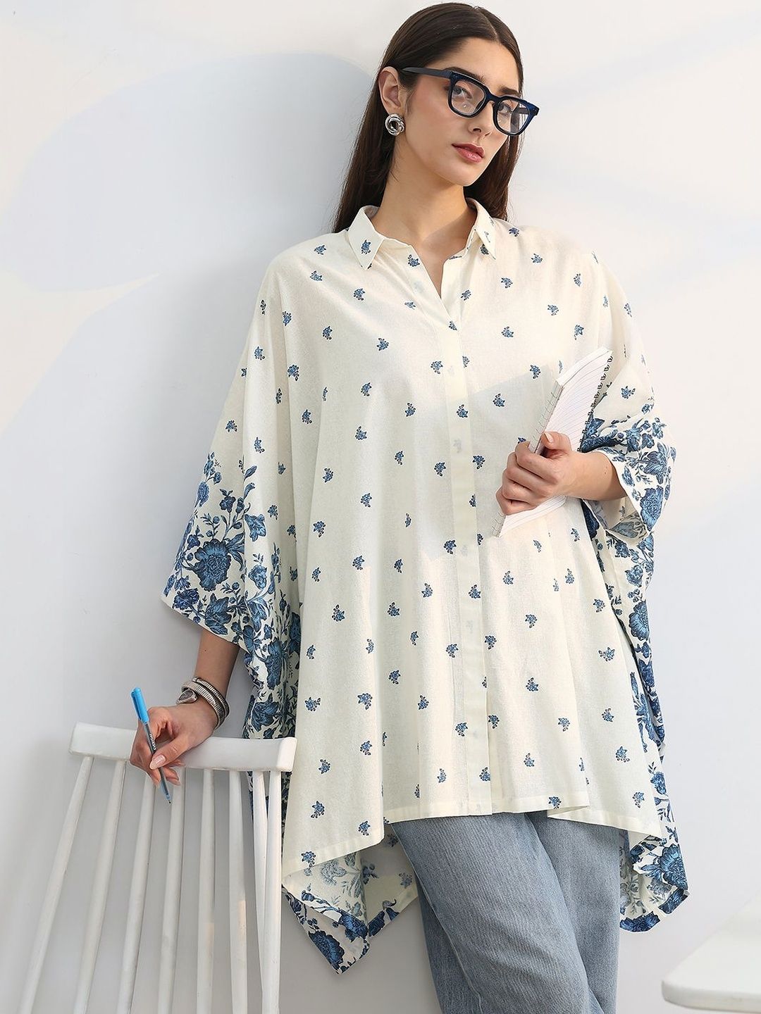 Libas Women White Printed Cotton A-Line Short Kurti-picture-28