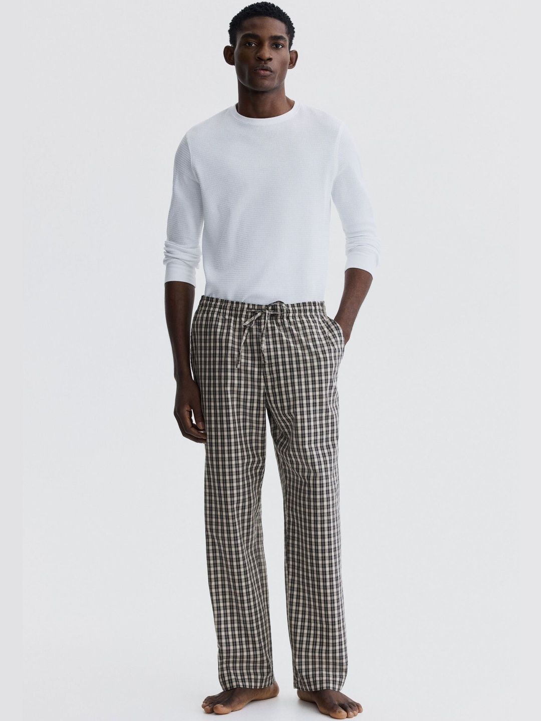 H&M Relaxed Fit Poplin Trousers-picture-39