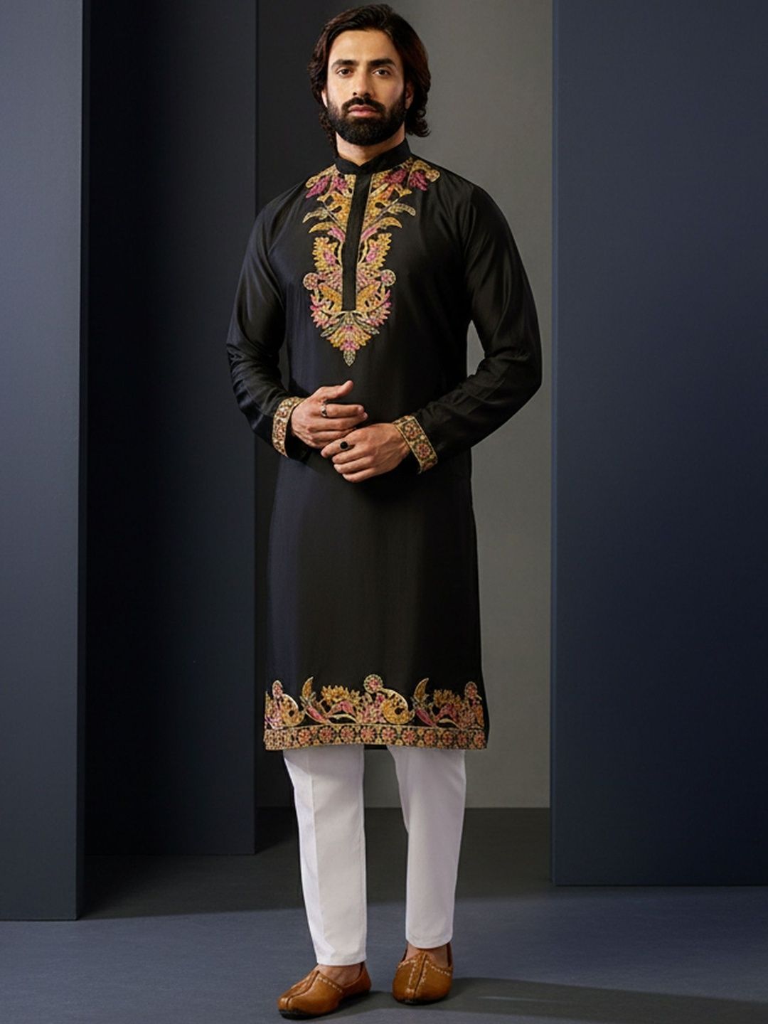 RANGRAAG Men Ethnic Motifs Embroidered Regular Thread Work Kurta with Pyjamas