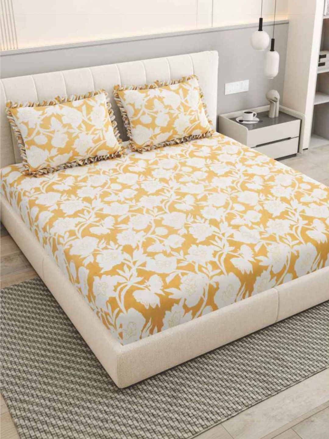 DREAM WEAVERZ Yellow Floral 260 TC King Bedsheet with 2 Pillow Covers-image-6