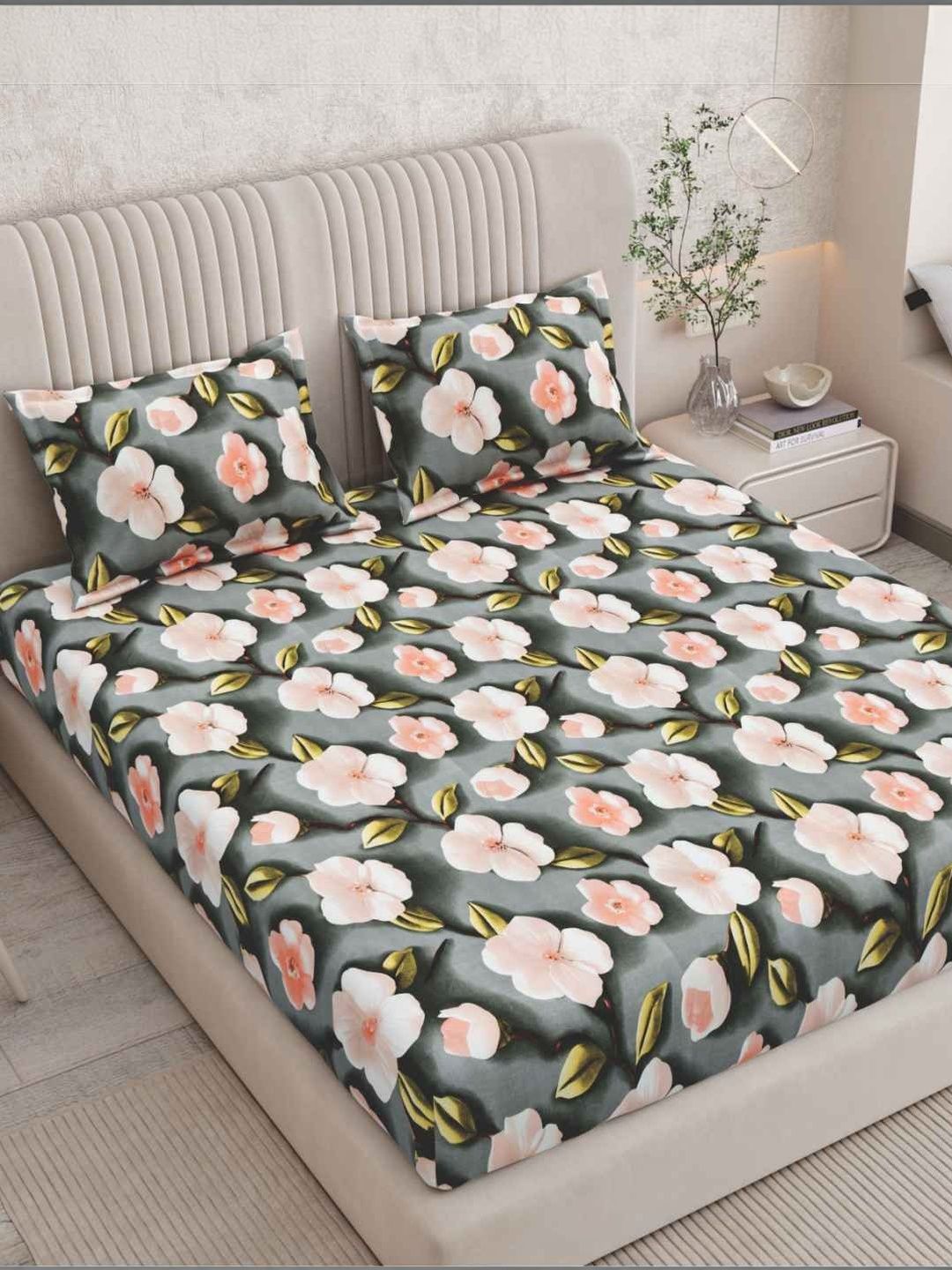 DREAM WEAVERZ Grey Floral 260 TC King Bedsheet with 2 Pillow Covers-image-35