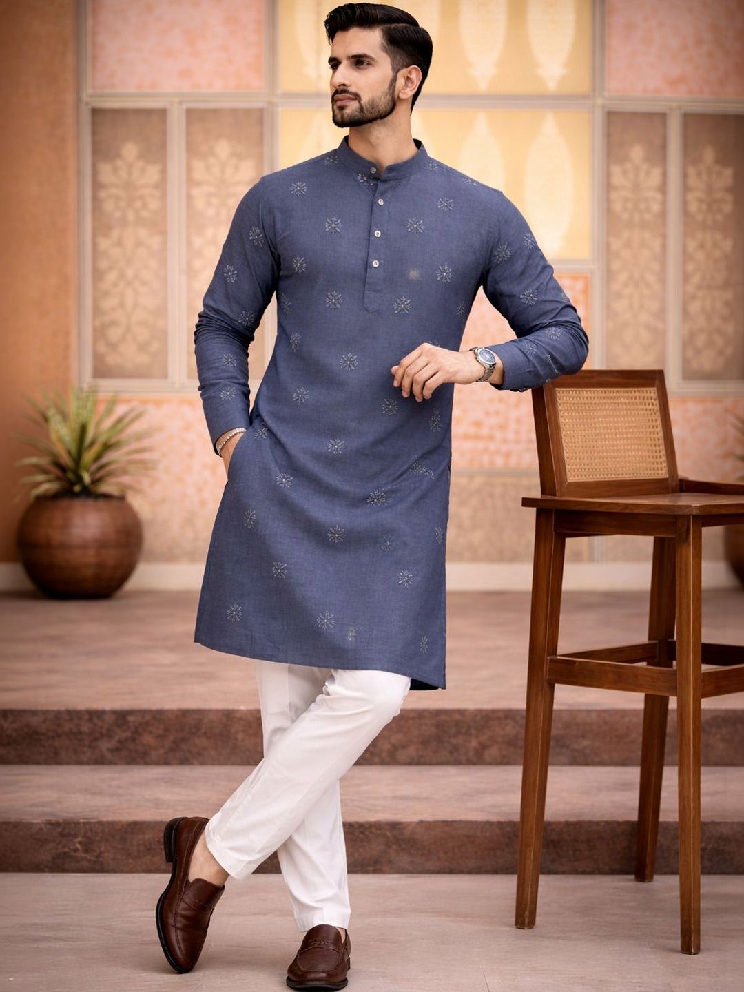 House of Pataudi Embroidered Mandarin Collar Knee Length Straight Kurta-picture-31