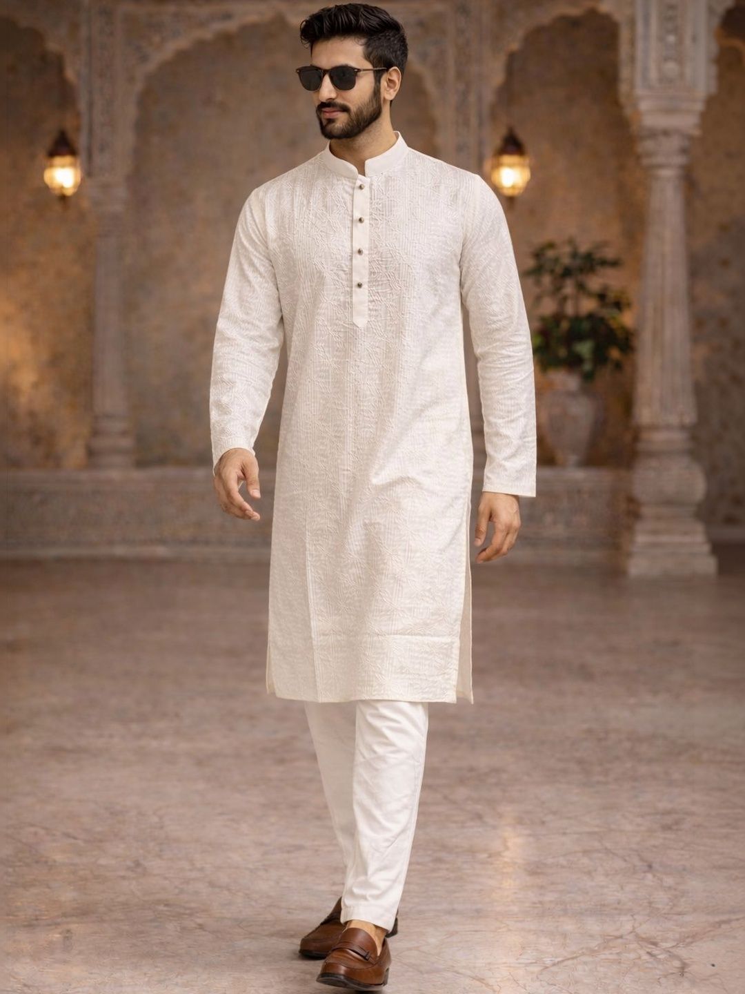 House of Pataudi Embroidered Mandarin Collar Knee Length Straight Kurta-picture-25