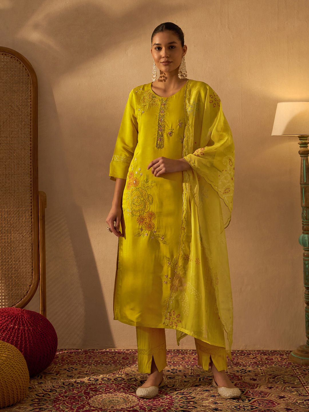 House of Pataudi Embroidered V-Neck Kurta Trousers & Dupatta-picture-27
