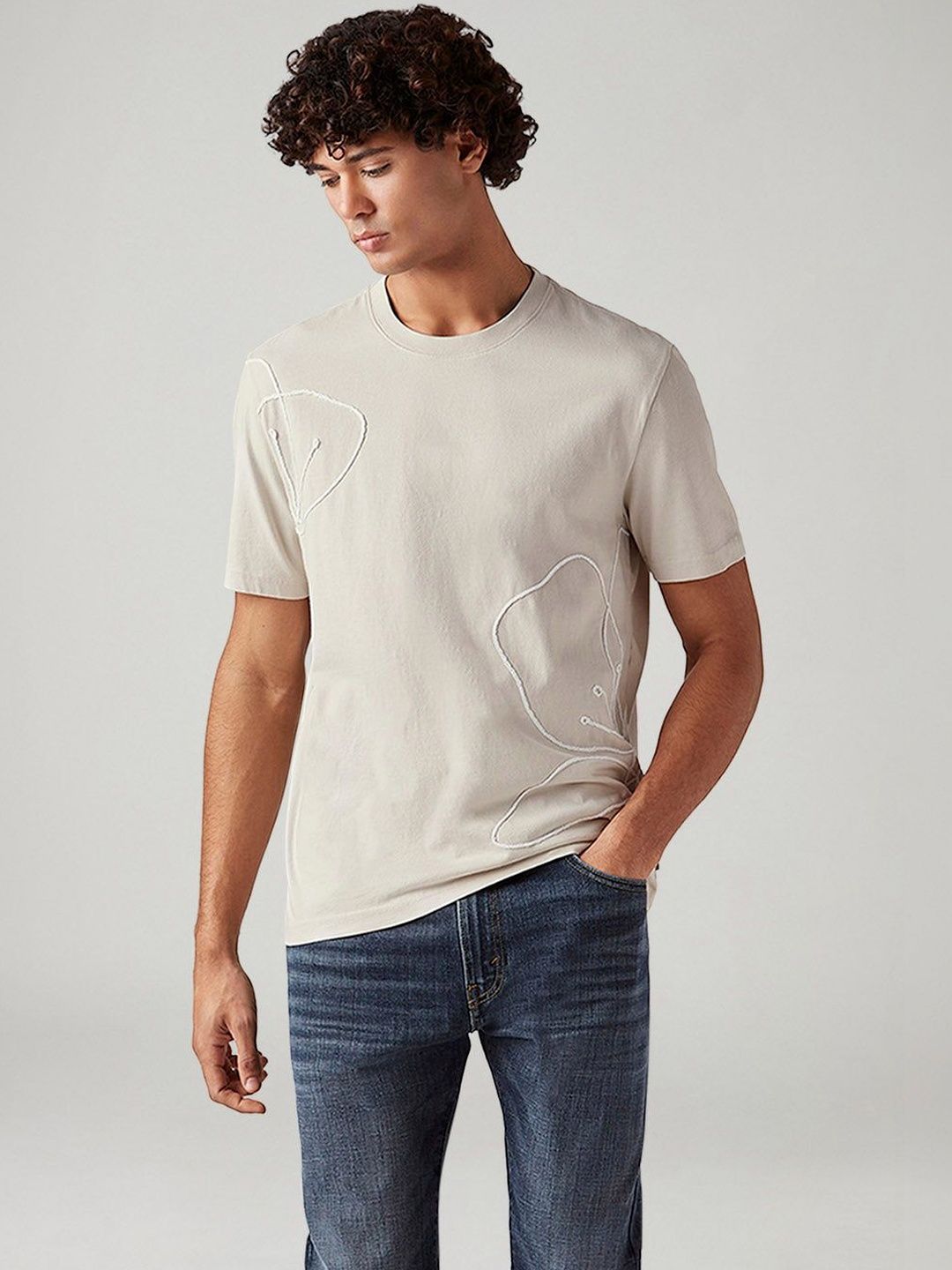 Levis Men's Abstract Regular Fit T-Shirt-picture-12