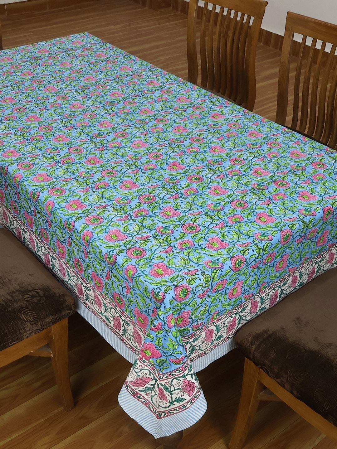 Cotton Chese Blue Floral Cotton 6-Seater Table Cover-picture-43