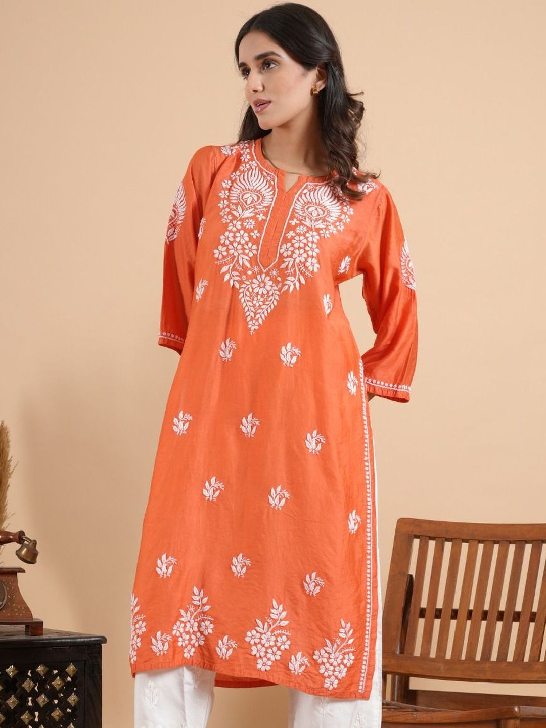 ELENORA Ethnic Motifs Embroidered Chikankari Chikankari Kurti-picture-27