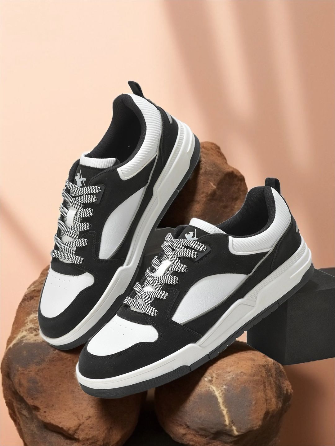 Cantabil Men Colourblocked PU Sneakers-image-49