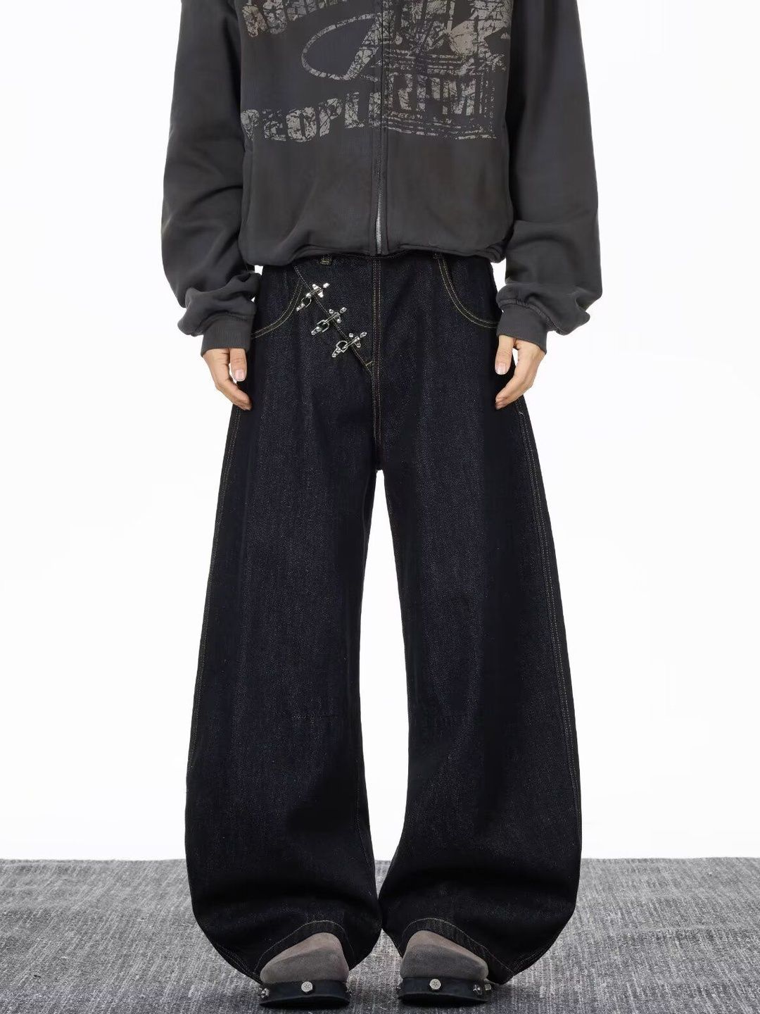 StyleCast x Revolte Men Wide Leg Mid-Rise Jeans-picture-1