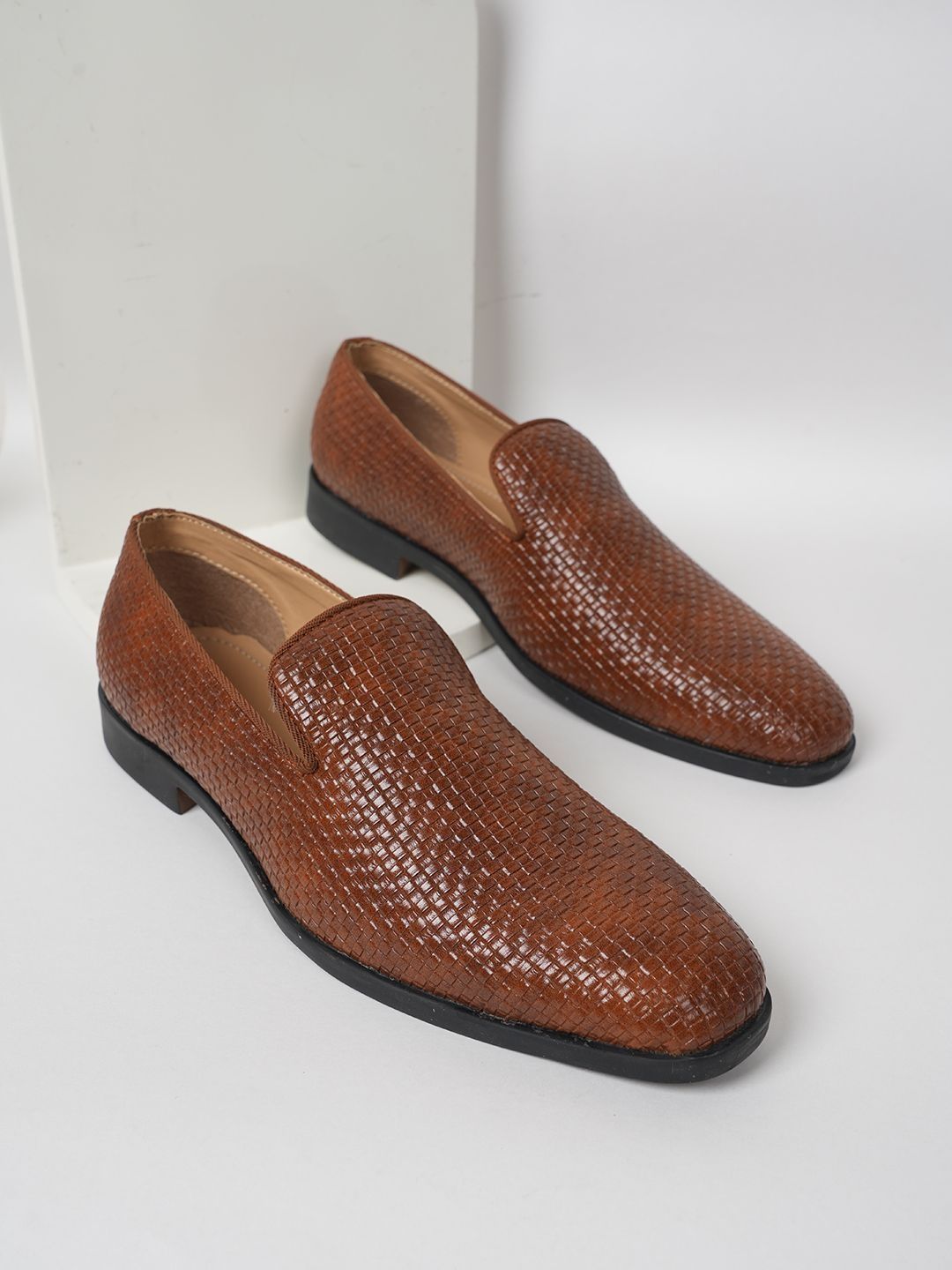 INVICTUS Men Woven Design Round Toe Formal Loafer-picture-52
