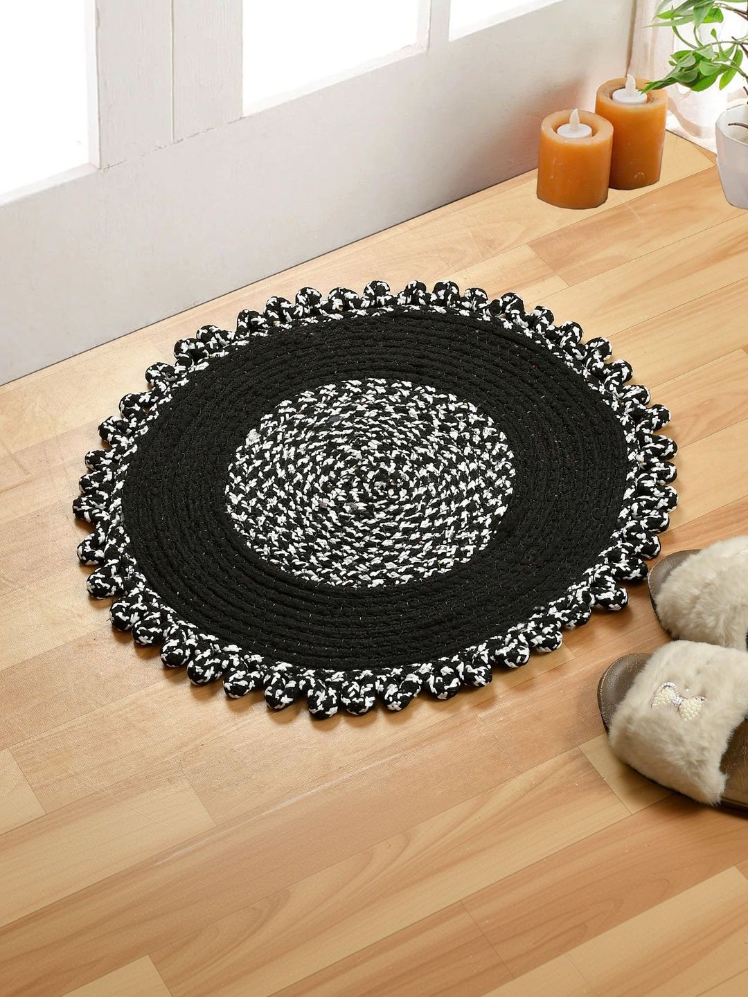 FINE TEX WORLD Black & White Self-Designed Soft & Thick No-Shredding Round Doormat-picture-33