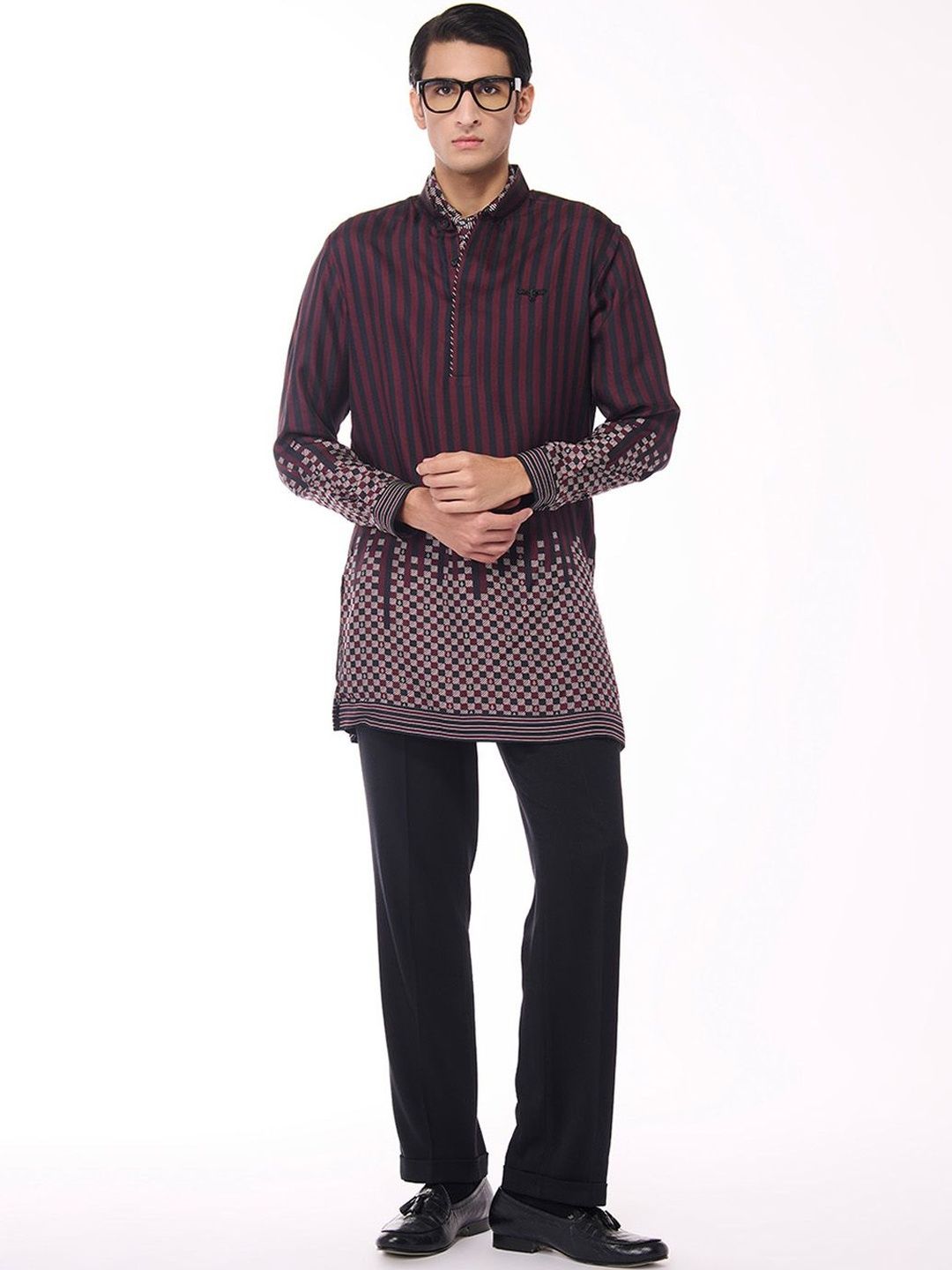 S&N by Shantnu Nikhil Men Thread Work Kurta-picture-26