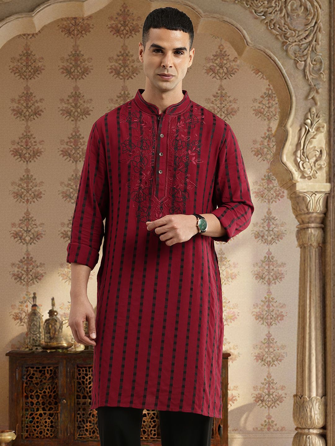 House of Pataudi Floral Embroidered Jashn Kurta-picture-14